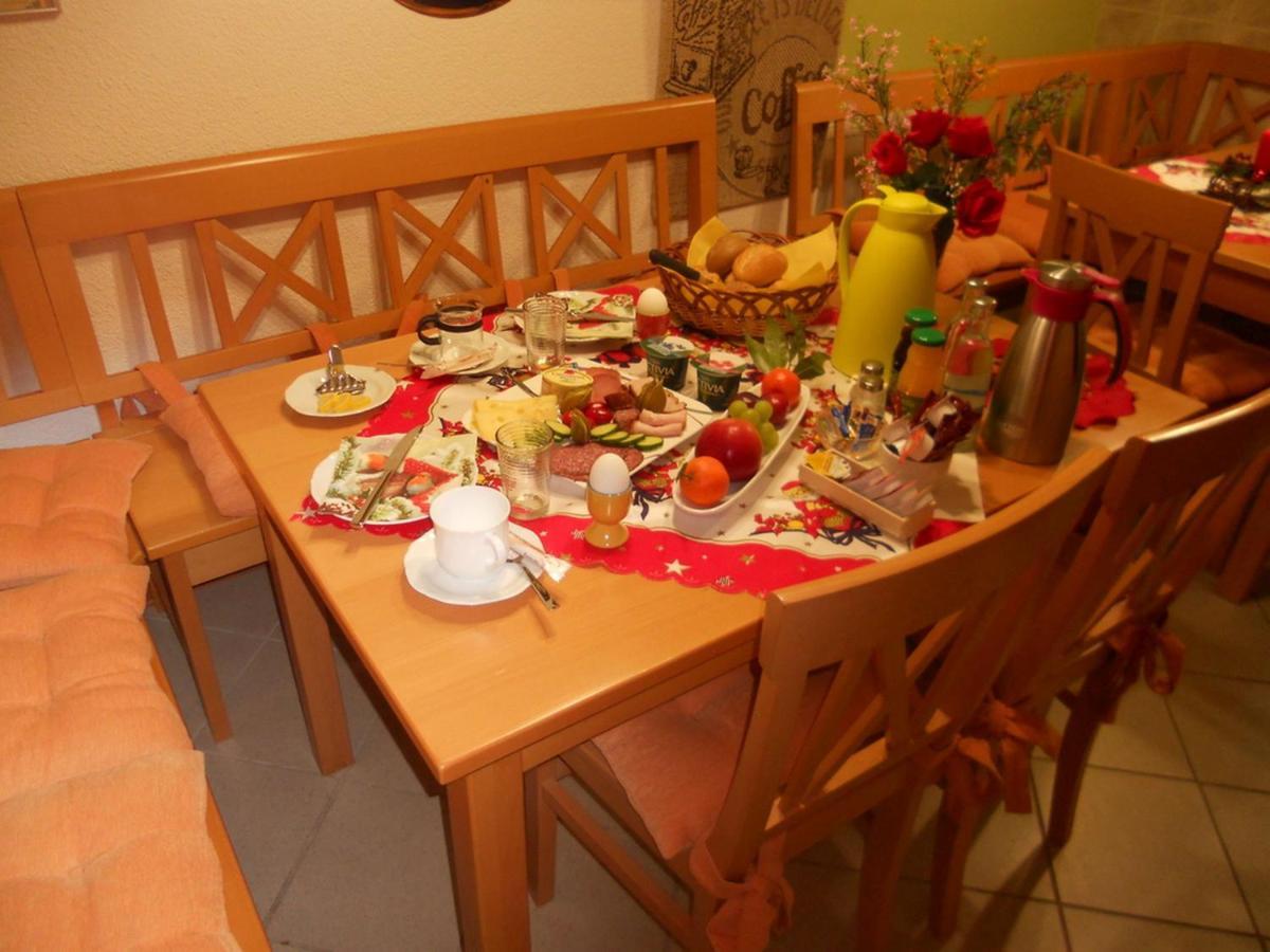 Familienpension Ерфурт Екстер'єр фото