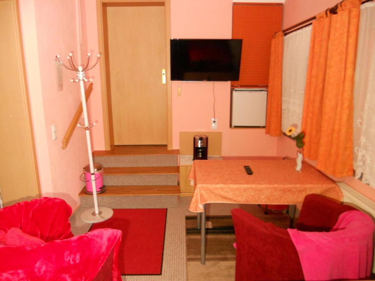 Familienpension Ерфурт Екстер'єр фото