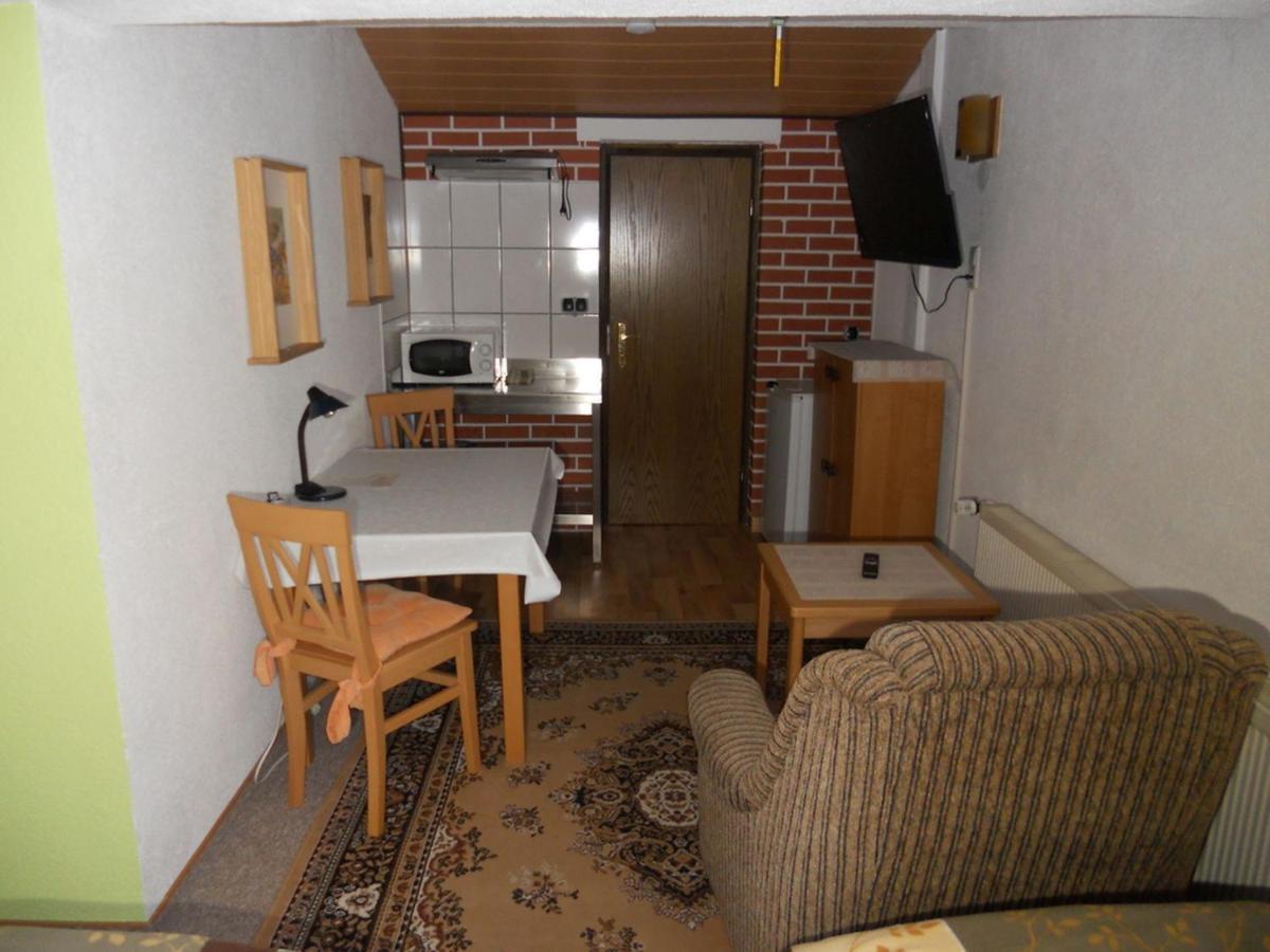 Familienpension Ерфурт Екстер'єр фото